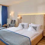 Bernstein Hotel