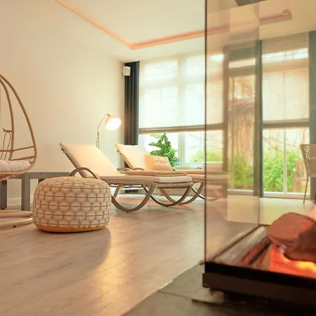 Bernstein מלון 4*