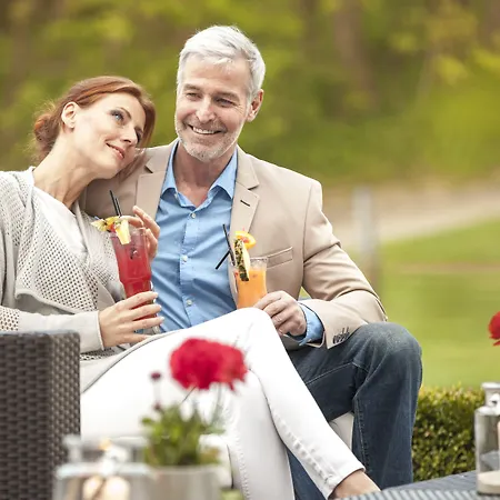 מלון Bernstein 4*