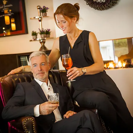 מלון Bernstein 4*